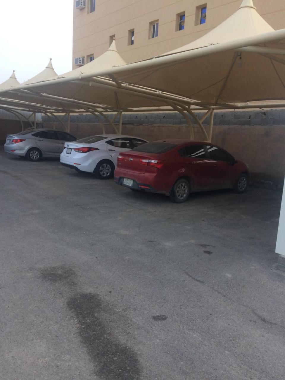 الخربوش للشقق المخدومة Hafar Al-Batin Экстерьер фото